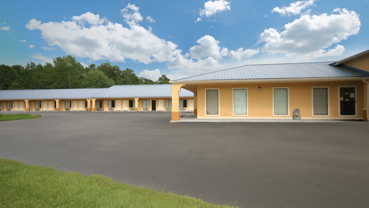 Photo of Outdoor in De Funiak Springs