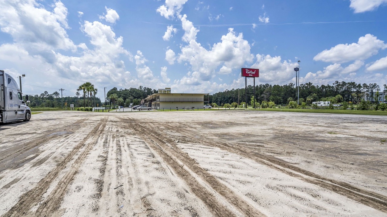 Photo of Others in MacClenny