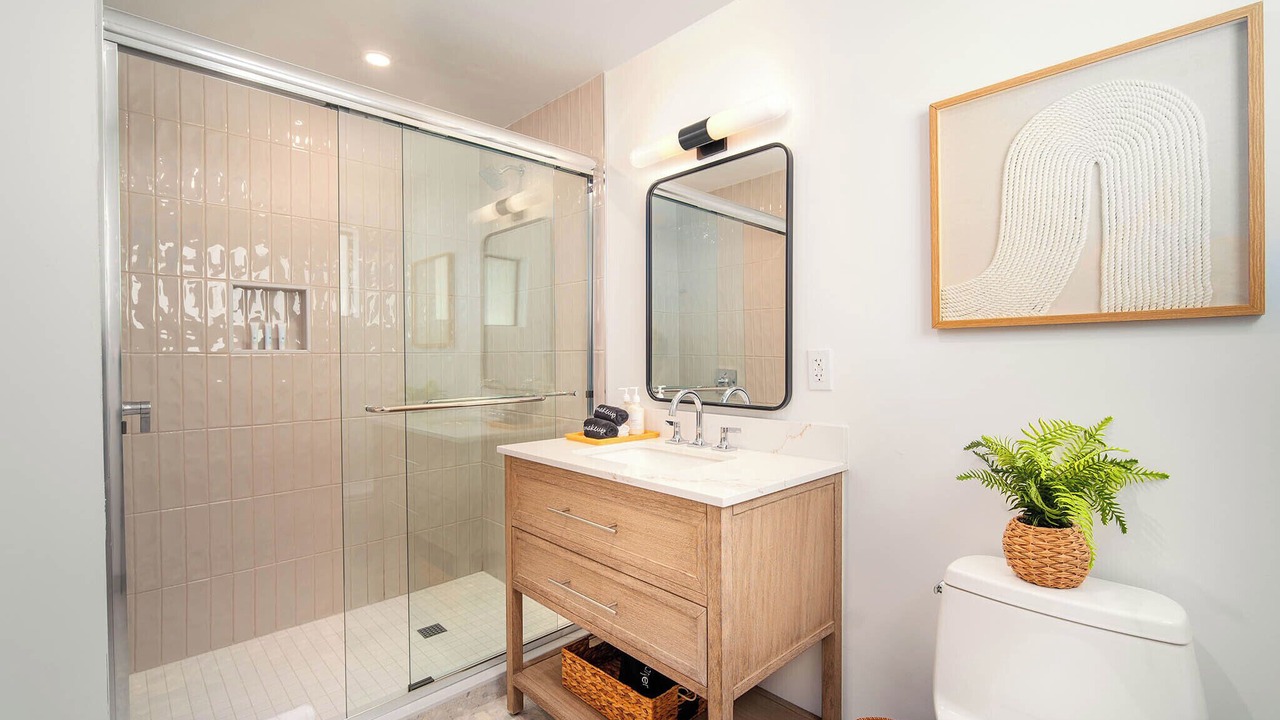 Photo of Bathroom in Islamorada