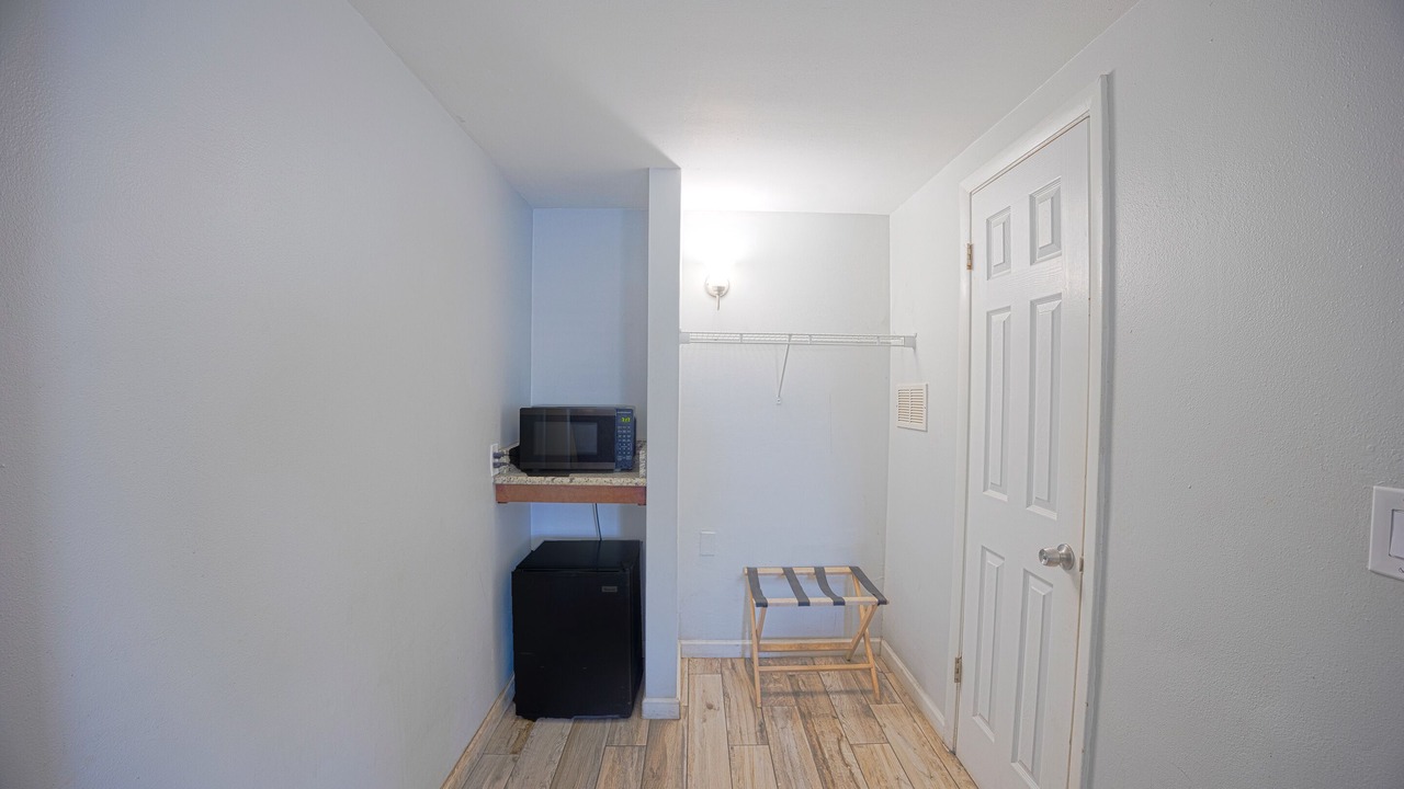 Photo of Bedroom in Le Barons Of Titusville