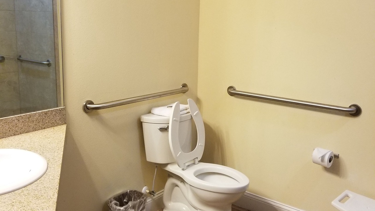 Photo of Bathroom in Tavares