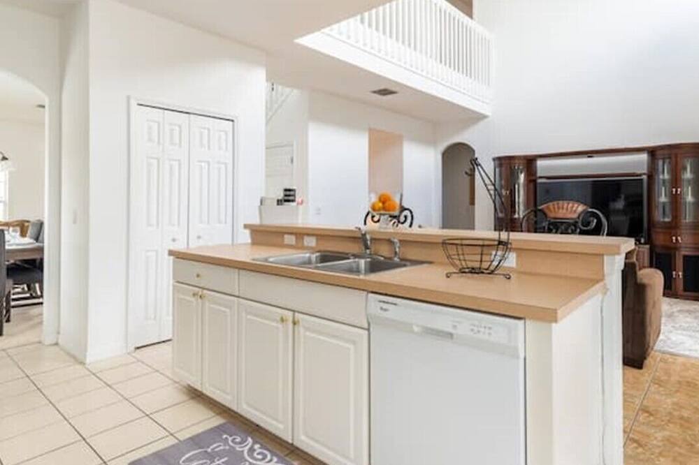 Photo of Kitchen in Highgate Park