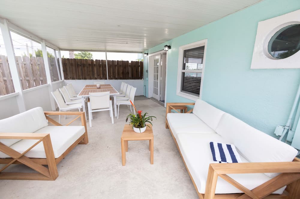 Photo of Patio Balcony in Parker Ridge