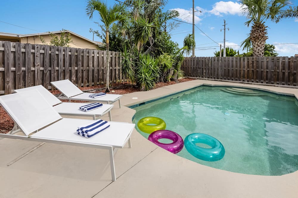 Photo of Outdoor in Parker Ridge