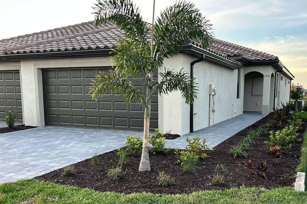 Photo of Outdoor in Gateway