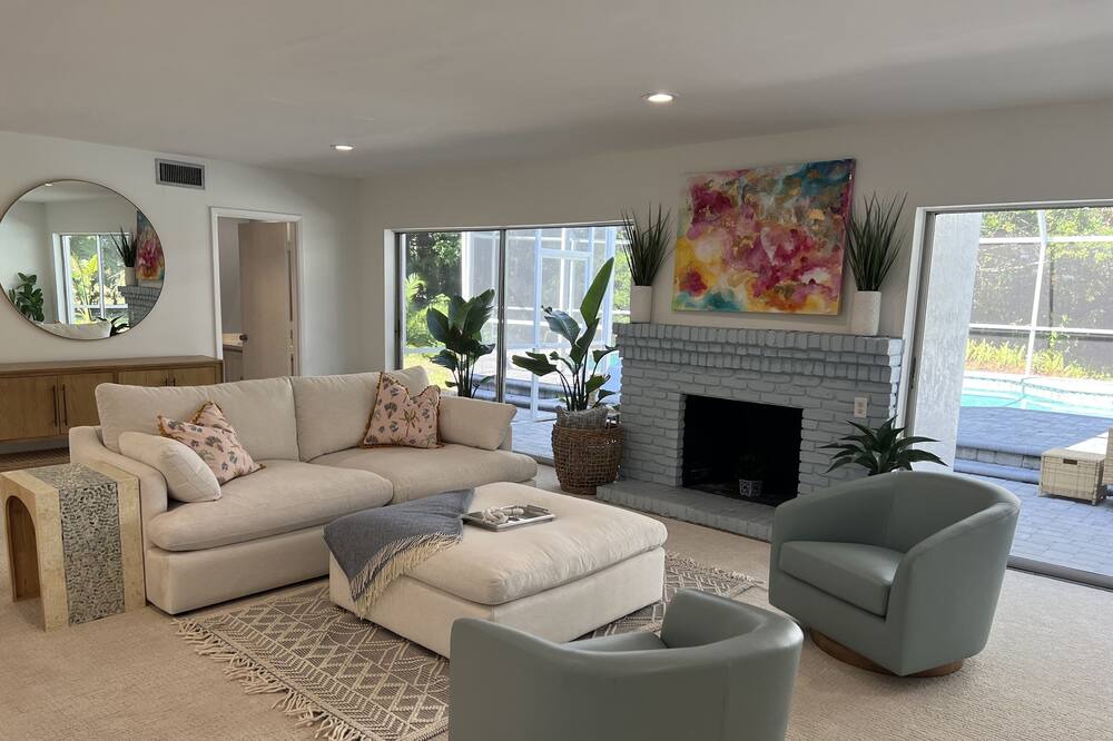 Photo of Livingroom in South Sarasota
