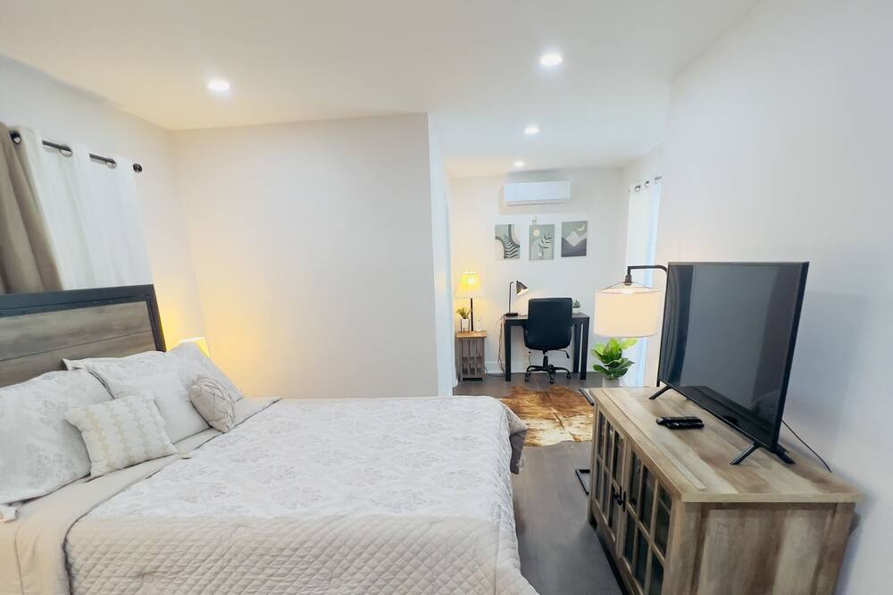 Photo of Bedroom in Coral Terrace