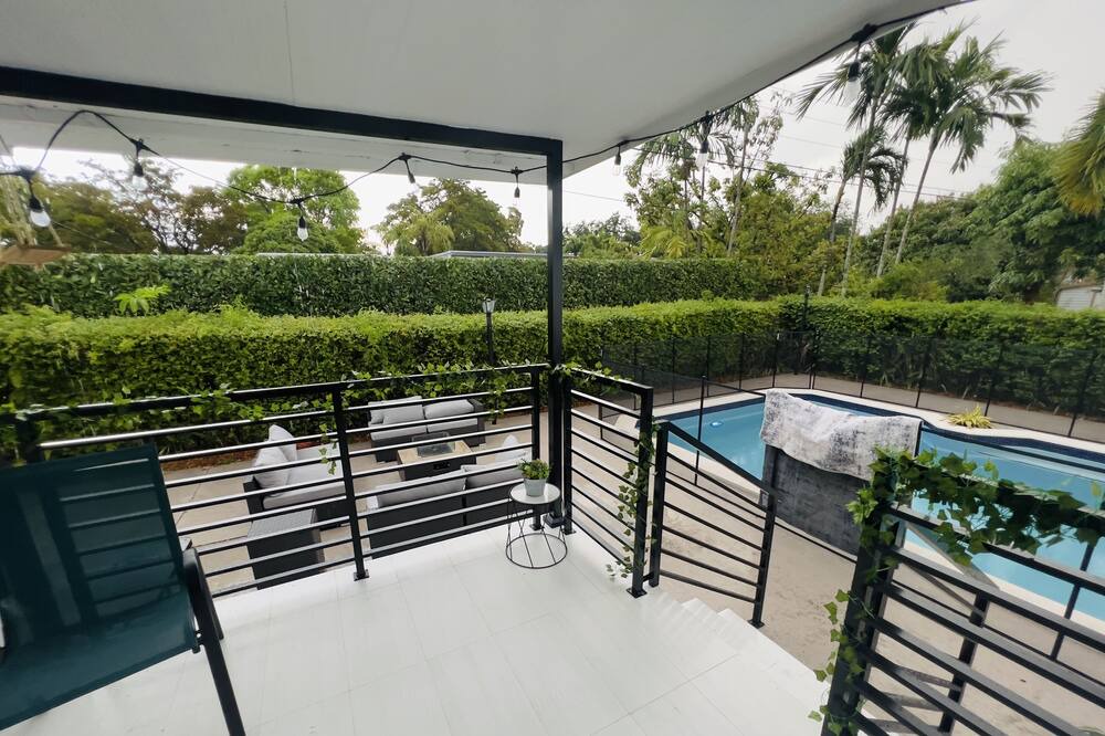 Photo of Outdoor in Coral Terrace
