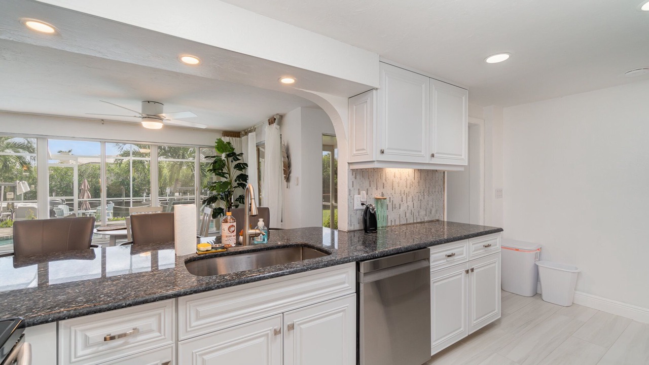 Photo of Kitchen in Lochmoor Waterway Estates