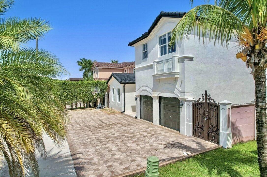 Photo of Outdoor in Miami Lakes