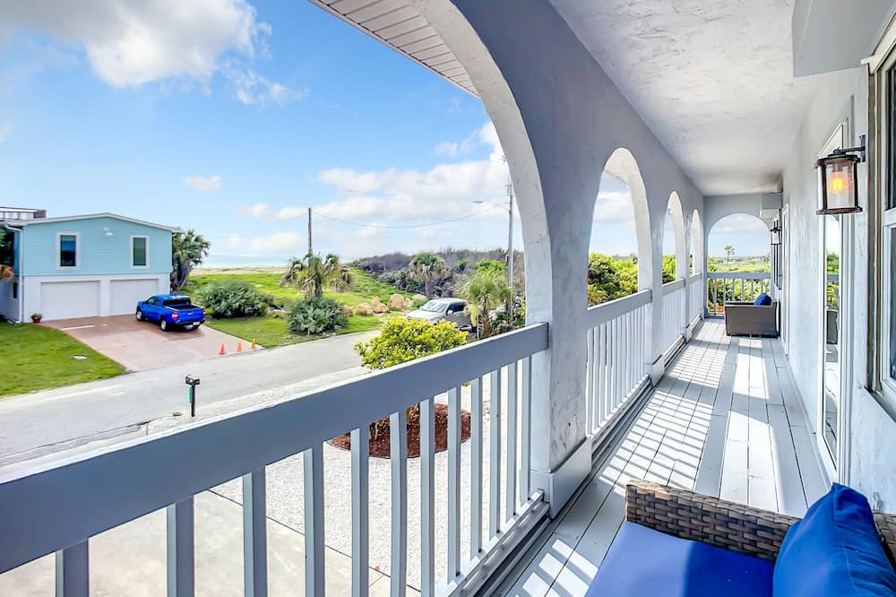 Photo of Patio Balcony in Bethune Beach