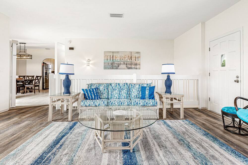 Photo of Livingroom in Bethune Beach