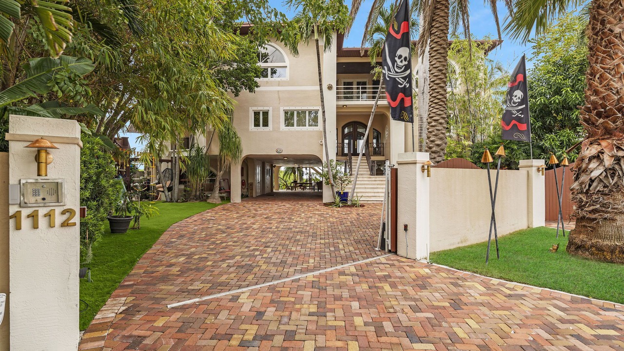 Photo of Outdoor in Venetian Shores