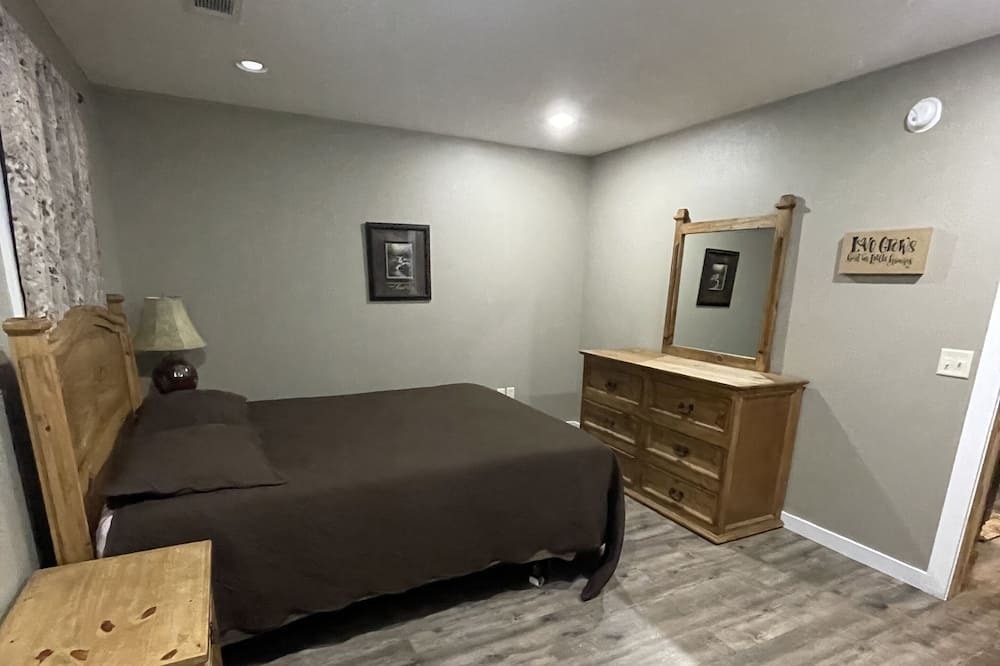 Photo of Bedroom in Washington County