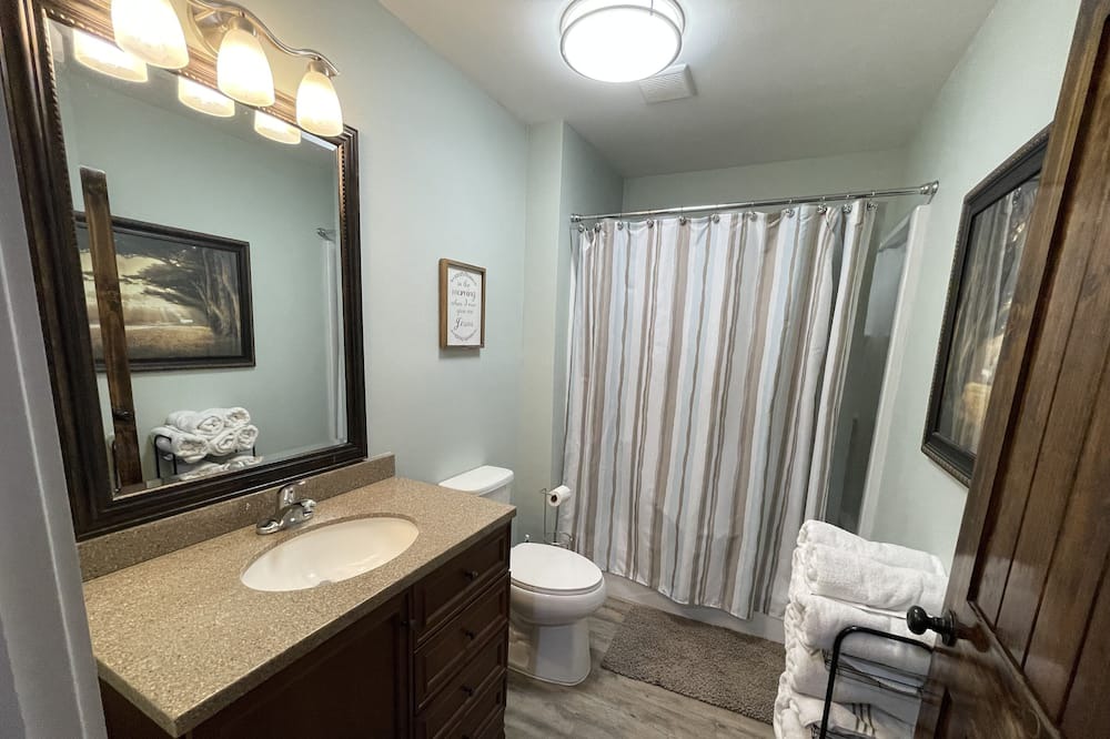 Photo of Bathroom in Washington County