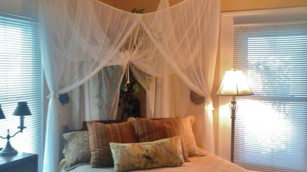 Photo of Bedroom in Carrabelle