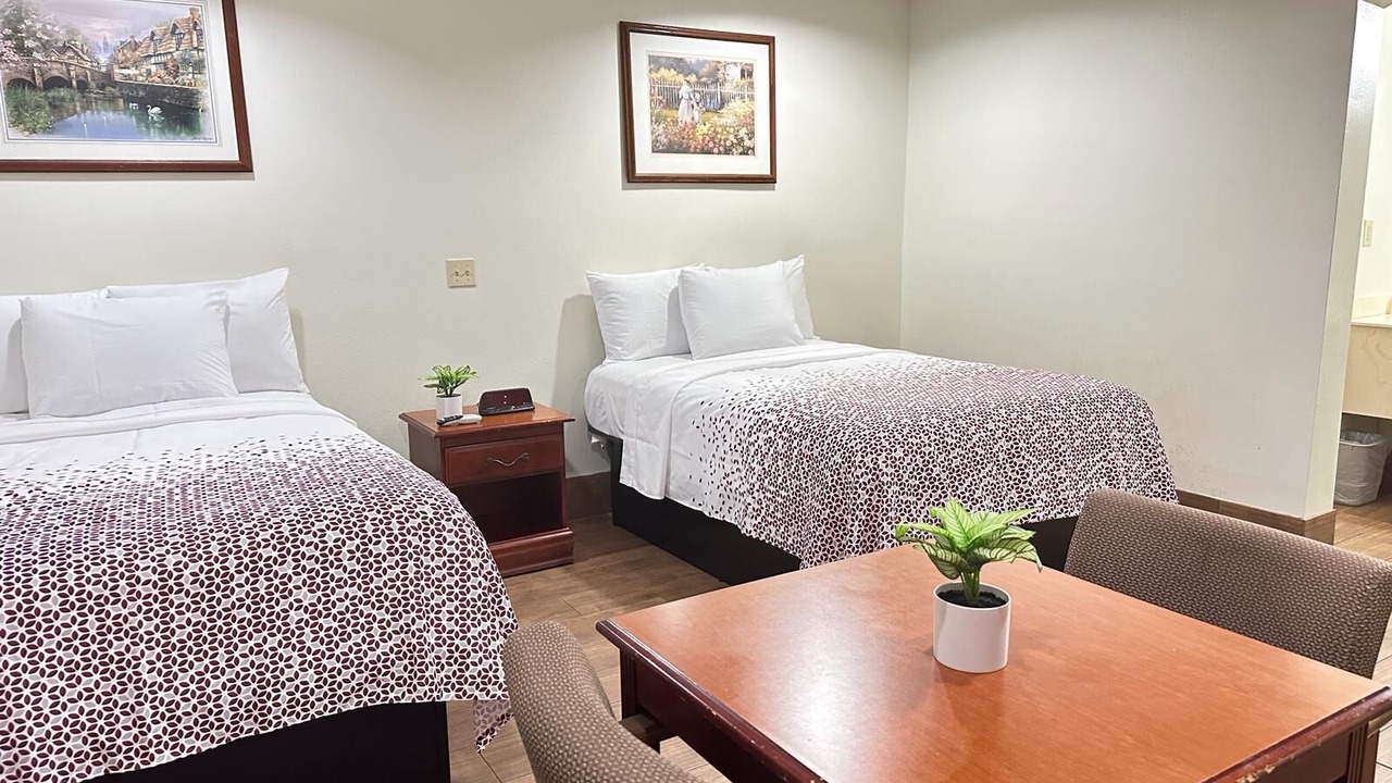 Photo of Bedroom in Northport