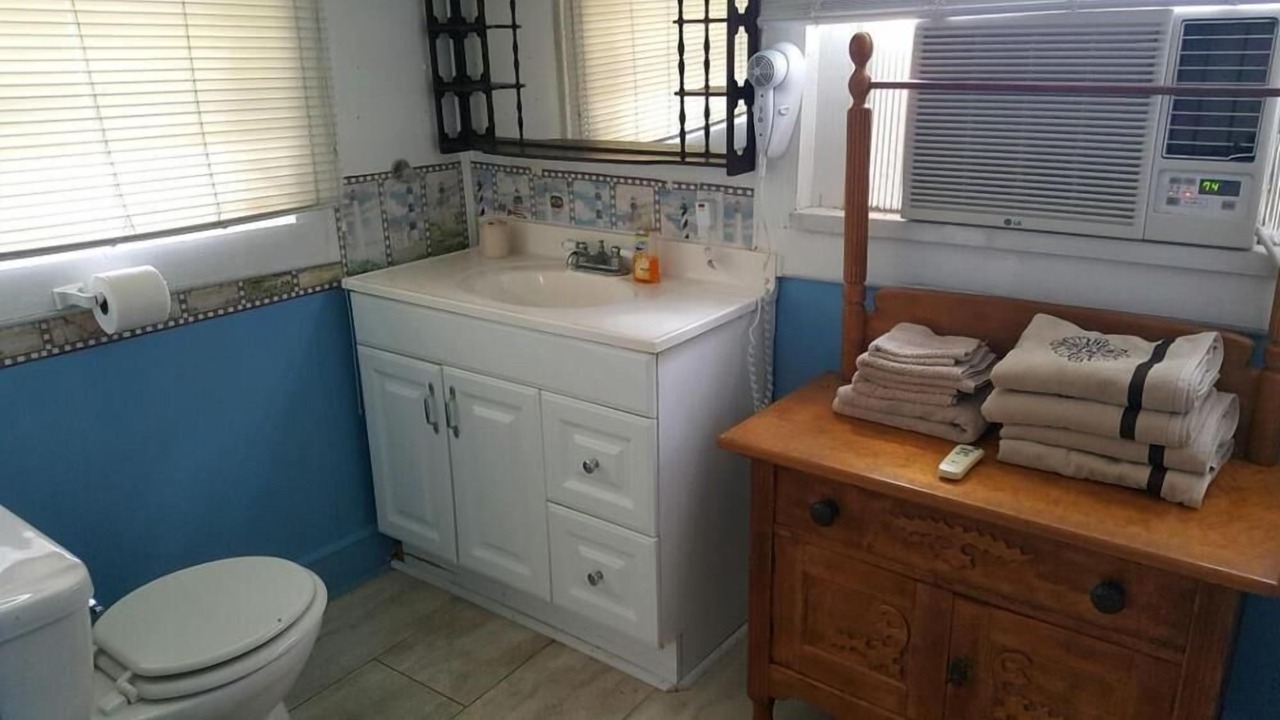 Photo of Bathroom in St. Lucie Village