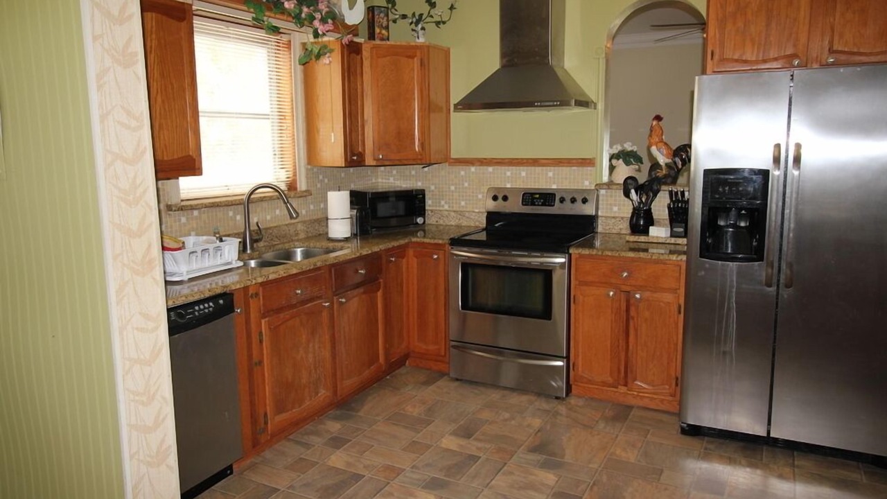 Photo of Kitchen in St. Lucie Village