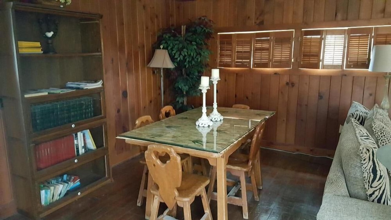 Photo of Bedroom in St. Lucie Village