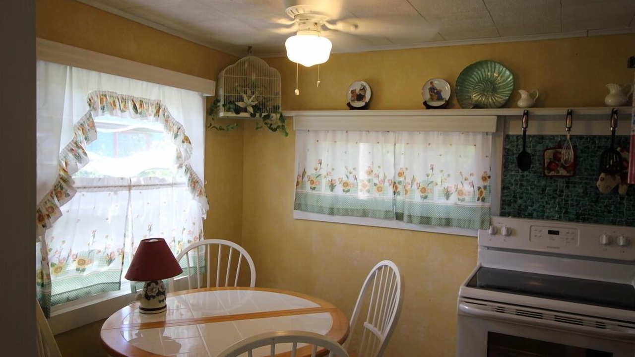 Photo of Bedroom in St. Lucie Village