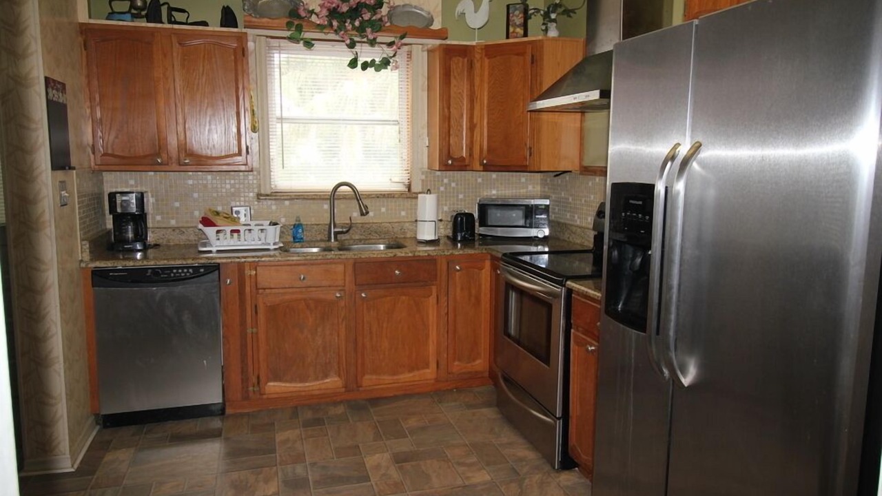 Photo of Kitchen in St. Lucie Village