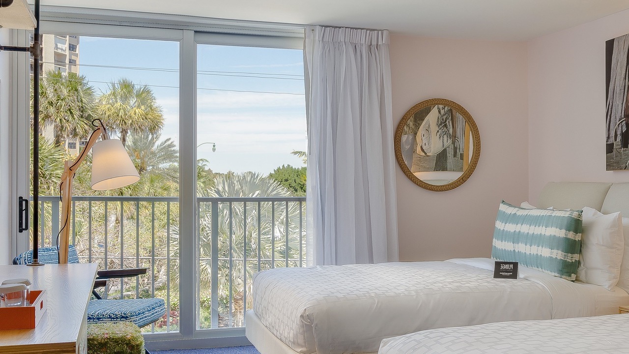 Photo of Bedroom in Lauderdale-by-the-Sea