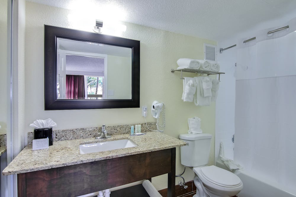 Photo of Bathroom in Lake Ridge