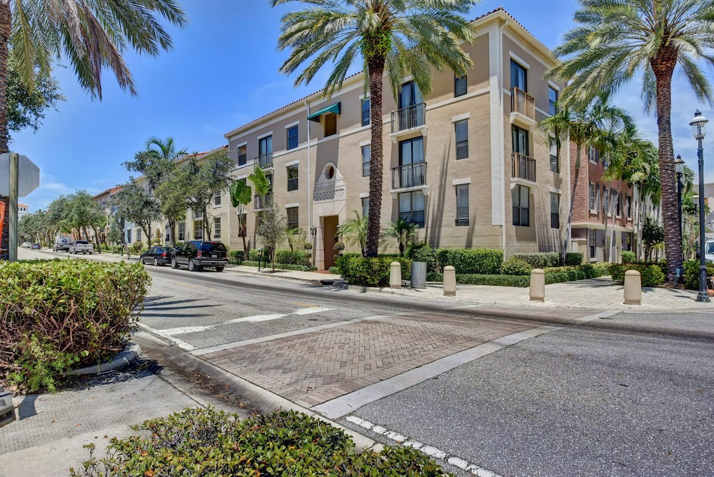 Photo of Outdoor in Downtown West Palm Beach