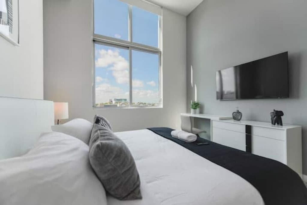 Photo of Bedroom in Northeast Miami
