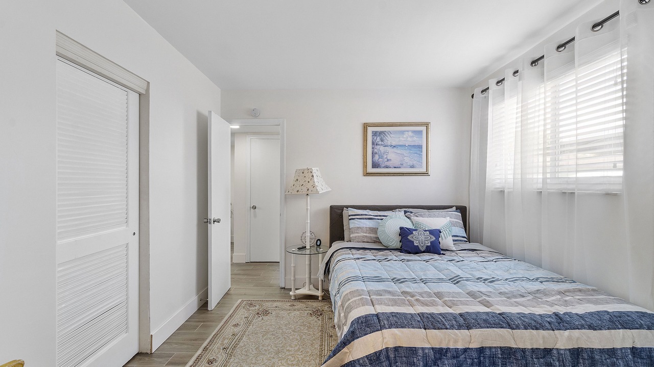 Photo of Bedroom in Cypress Point