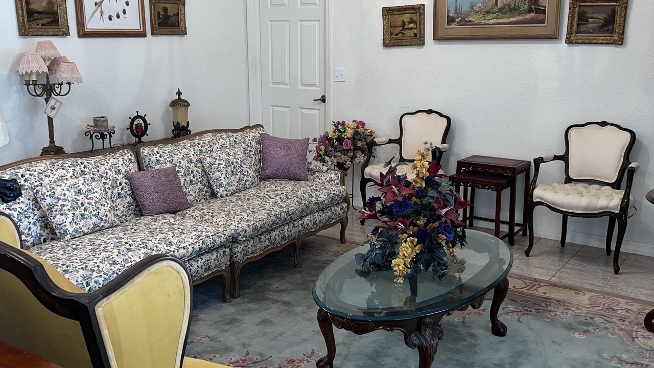 Photo of Livingroom in Reddick
