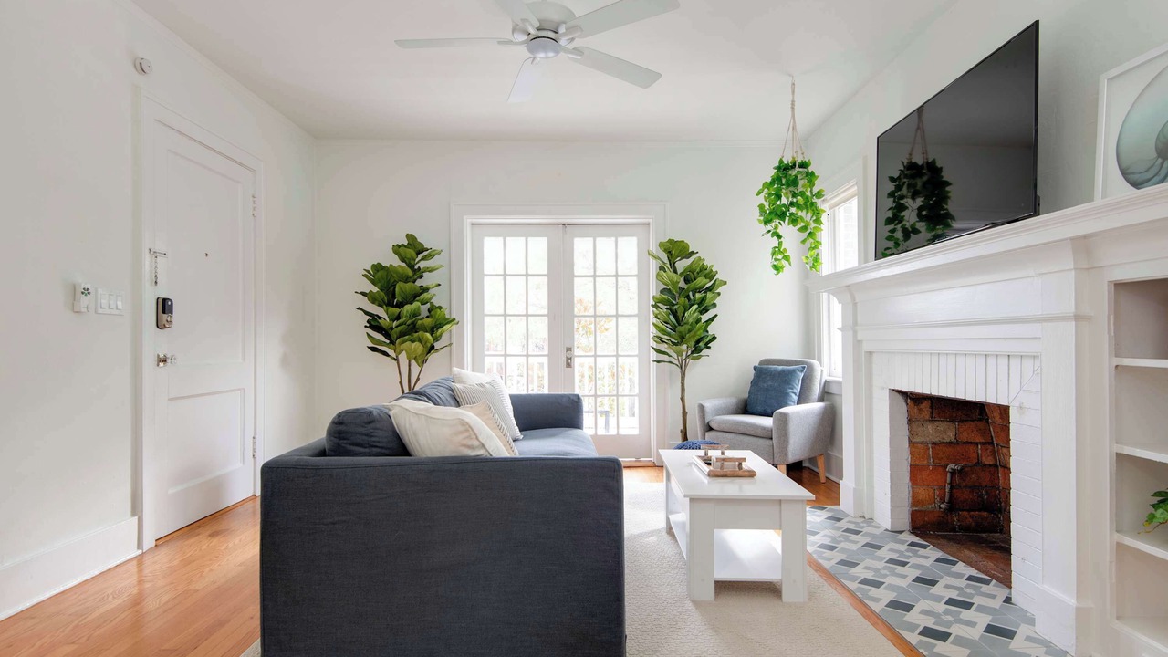 Photo of Livingroom in SoHo