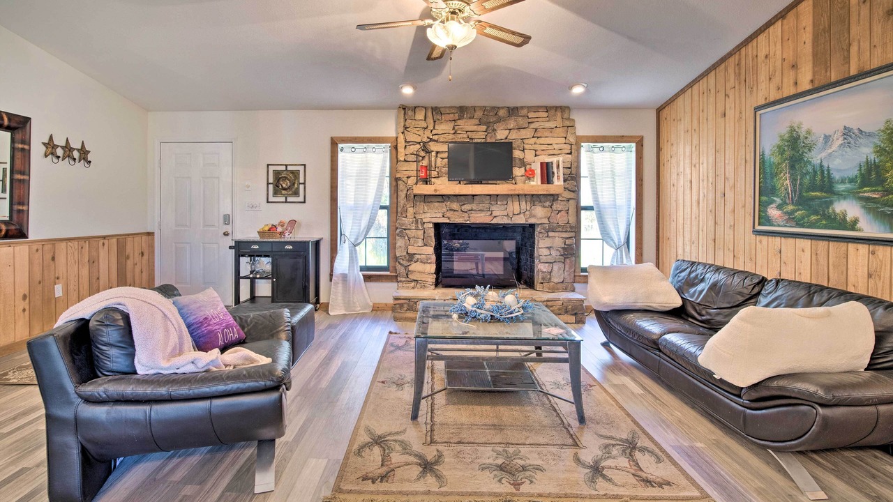 Photo of Livingroom in Fellowship