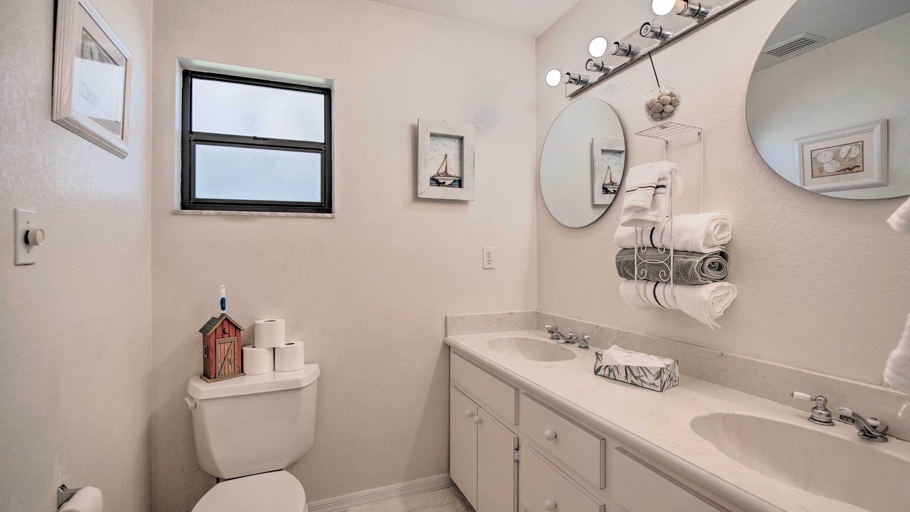 Photo of Bathroom in Fellowship