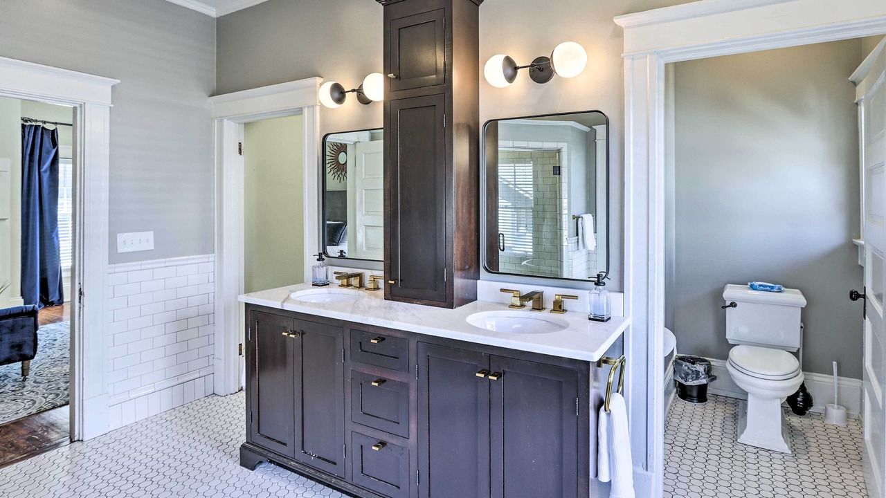 Photo of Bathroom in Crestline Heights
