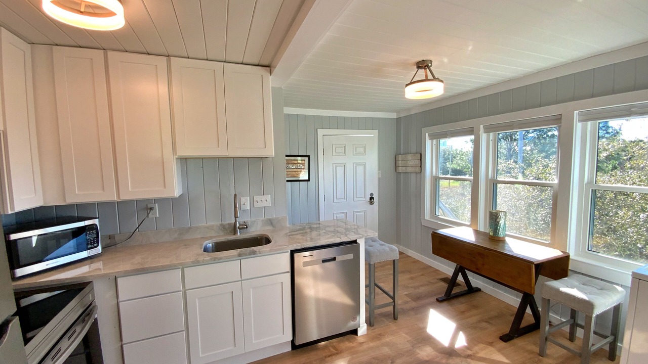 Photo of Kitchen in Surf Side Shores