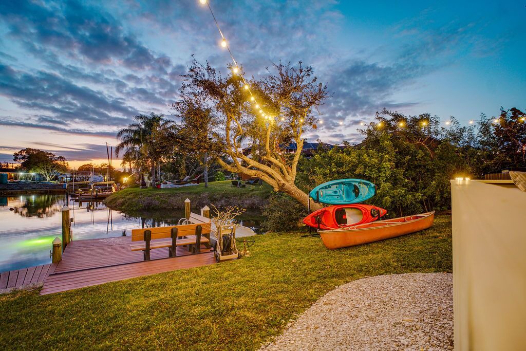 Photo of Outdoor in Bayshore Gardens