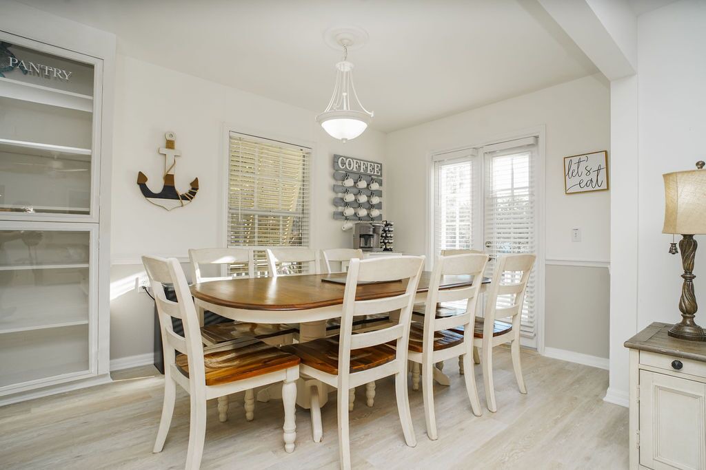 Photo of Livingroom in Bayshore Gardens