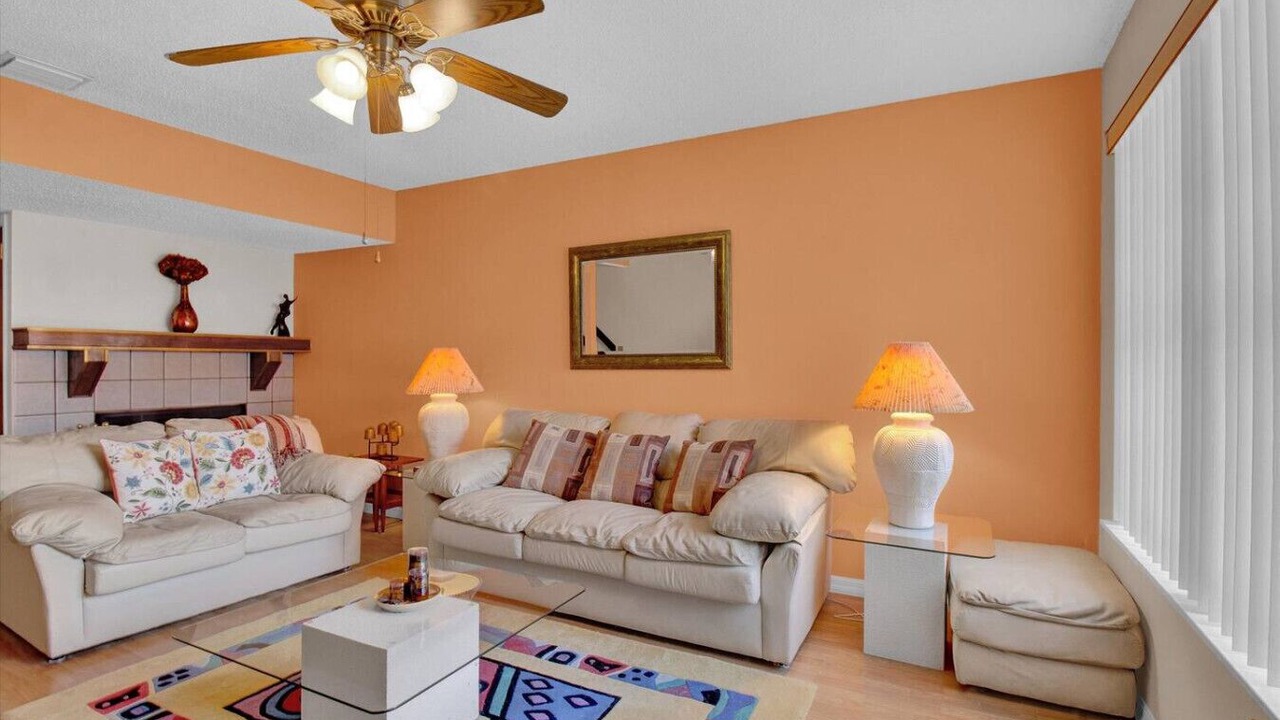 Photo of Livingroom in Bearss Plaza