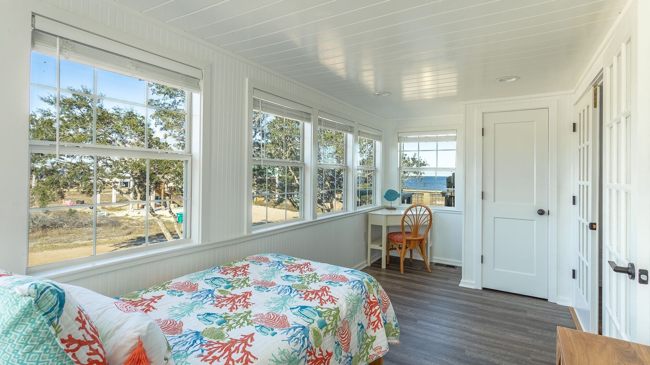 Photo of Bedroom in Alligator Point