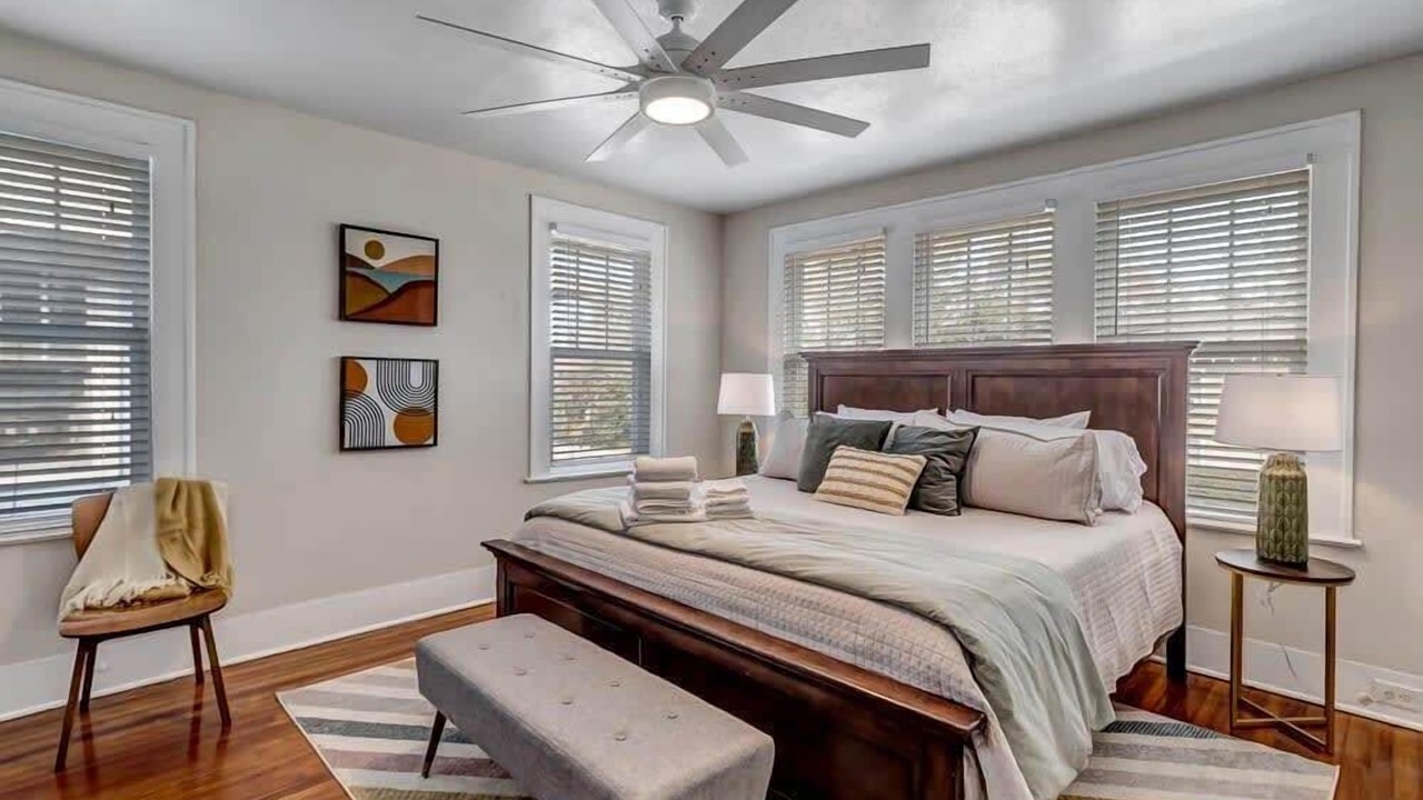 Photo of Bedroom in Murray Hill
