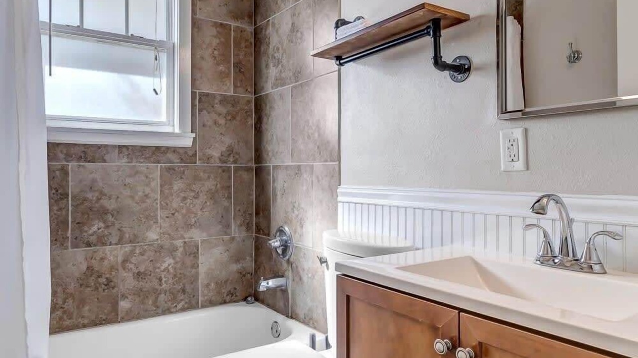 Photo of Bathroom in Murray Hill