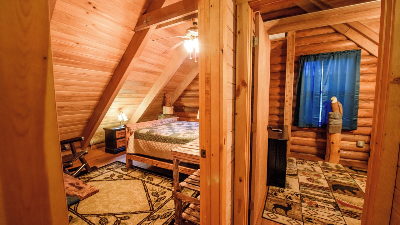 Photo of Bedroom in Lake City