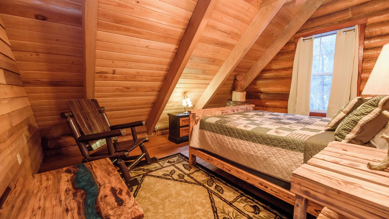Photo of Bedroom in Lake City