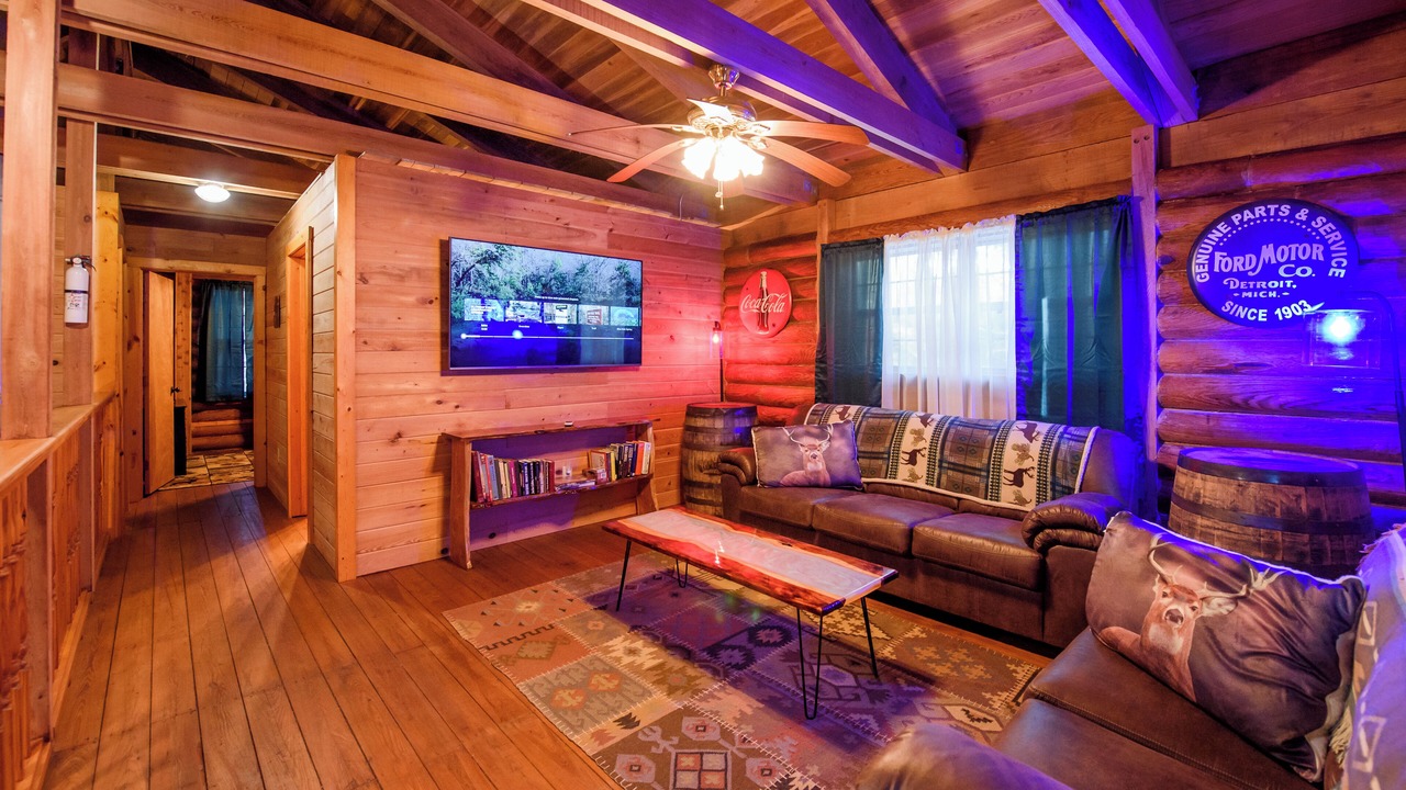 Photo of Livingroom in Lake City