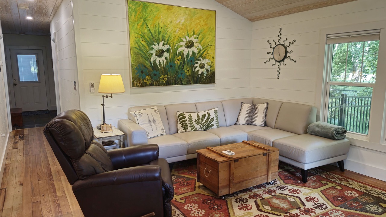 Photo of Livingroom in Historic Downtown Apalachicola