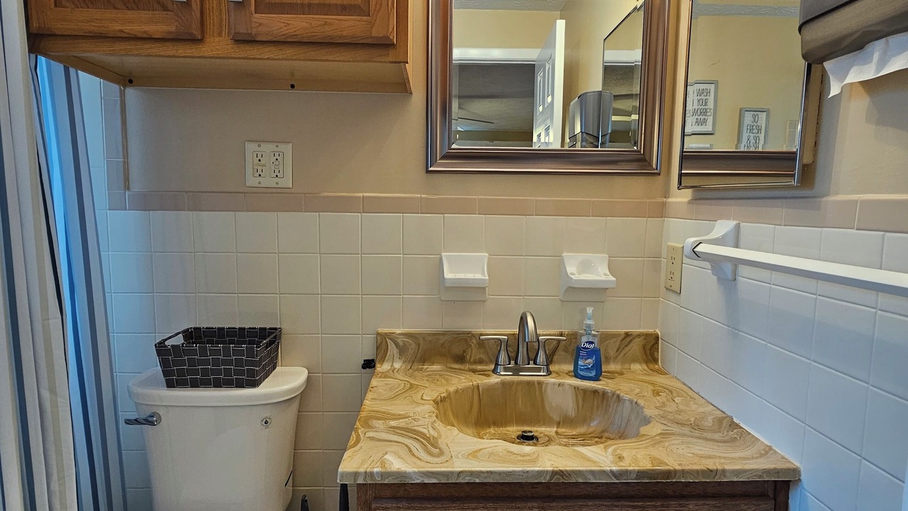 Photo of Bathroom in Sunbeam