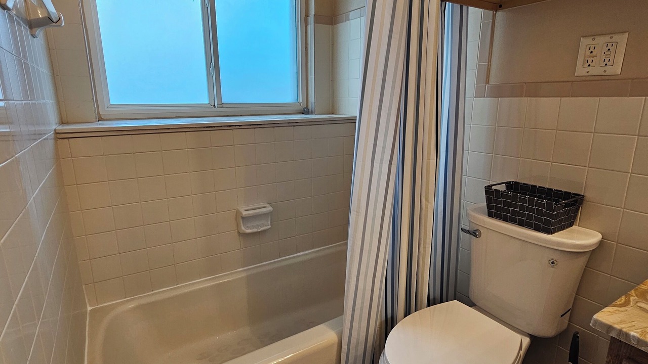 Photo of Bathroom in Sunbeam