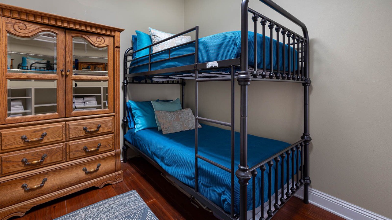 Photo of Bedroom in White Sands Cottages